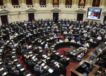 Fernández convocó al Congreso para iniciar el proceso contra la Corte Suprema