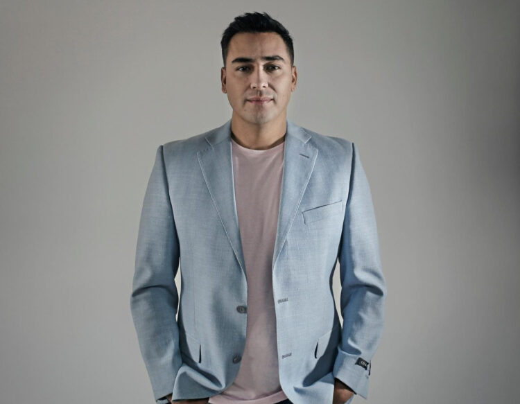 “Ahora” “Ahora”