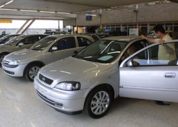 Las ventas de autos usados en Córdoba se desplomaron 6,09% durante el año pasado