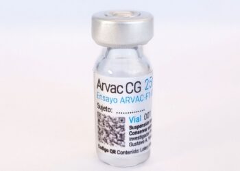 Autorizan el ensayo clínico para la siguiente fase de la vacuna argentina contra el coronavirus