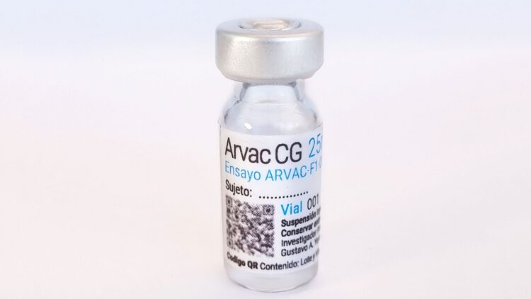 Autorizan el ensayo clínico para la siguiente fase de la vacuna argentina contra el coronavirus