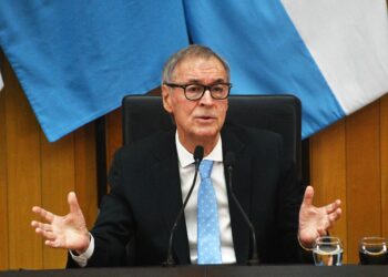 Schiaretti rechazó el juicio a la Corte y reclamó por federalismo en apertura del año legislativo