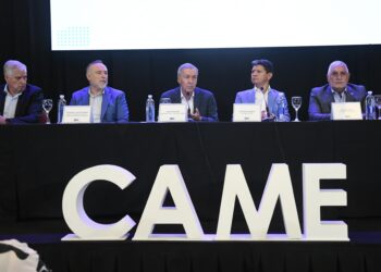 Schiaretti: es necesario «encarar un plan de estabilización» para el crecimiento productivo