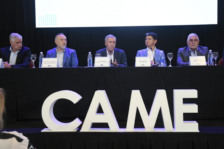 Schiaretti: es necesario "encarar un plan de estabilización" para el crecimiento productivo
