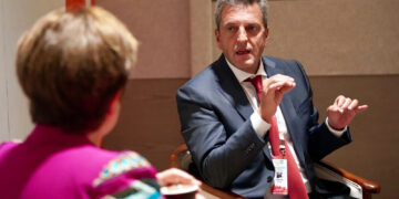 Massa se reunió Georgieva por la cuarta revisión del acuerdo con el FMI