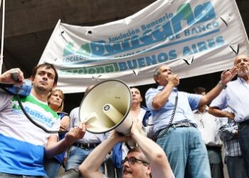 La Asociación Bancaria anunció un paro nacional de 24 horas para este mes