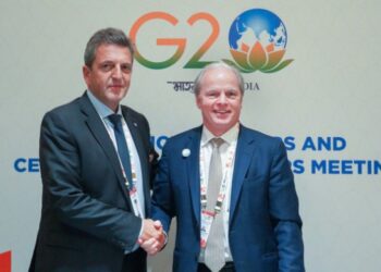 Massa acordó desembolsos con el Banco Mundial y Argentina se ahorrará US$ 400 millones