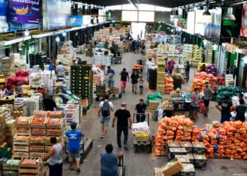 La sequía y la ola de calor impactan en el precio de frutas y verduras