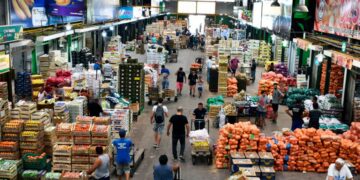 La sequía y la ola de calor impactan en el precio de frutas y verduras