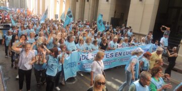 Tras el amplio acatamiento al paro, la UEPC espera una oferta superadora