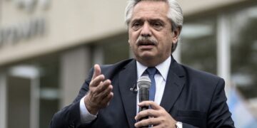 Fernández confirmó la convocatoria a una mesa política del Frente de Todos