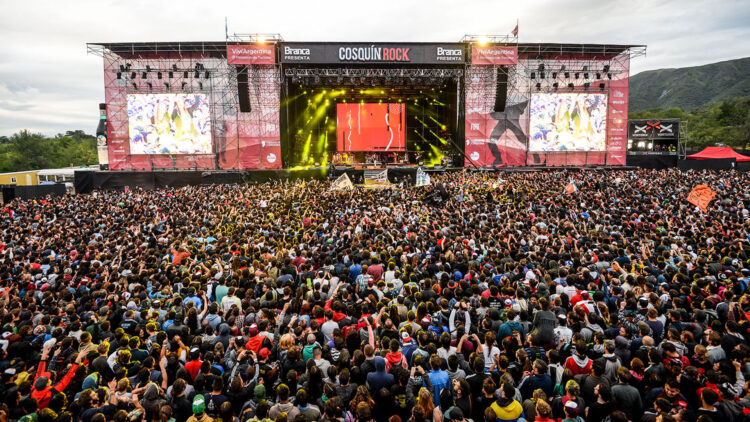 Con entradas agotadas, el Cosquín Rock vuelve a abrir sus puertas