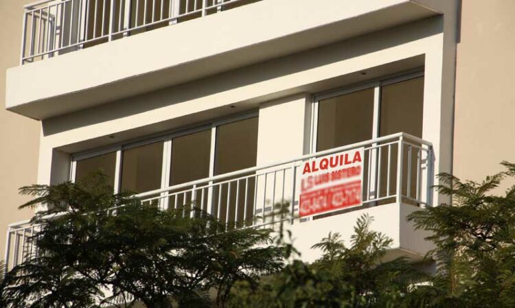 Inquilinos aseguran que mudarse cuesta más de un millón de pesos