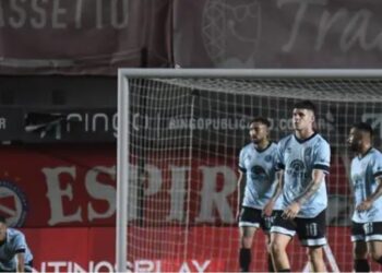 Argentinos Juniors goleó 3-0 a Belgrano en La Paternal