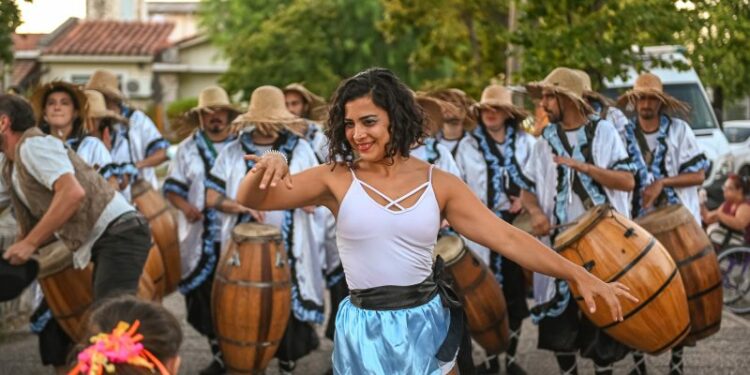 Uno por uno, cómo serán los Carnavales Barriales y el gran desfile en el Parque Sarmiento