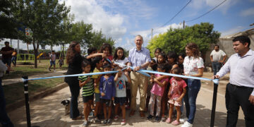 Schiaretti habilitó obras de urbanización y un polideportivo social