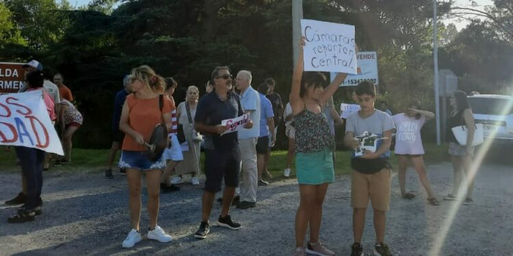 Marcharon en Falda del Carmen en reclamo por más seguridad