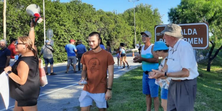 Marcharon en Falda del Carmen en reclamo por más seguridad