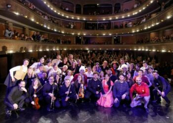 La ópera bufa se despide del Real