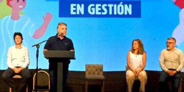 El municipio otorga 800 millones a centros vecinales para obras de infraestructura