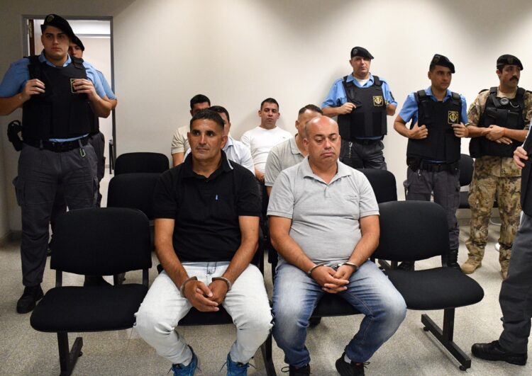 Piden prisión perpetua para los dos policías que dispararon en el crimen de Blas Correas