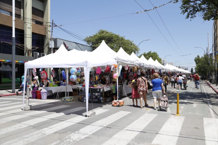 Volvieron las ferias a los barrios de Córdoba