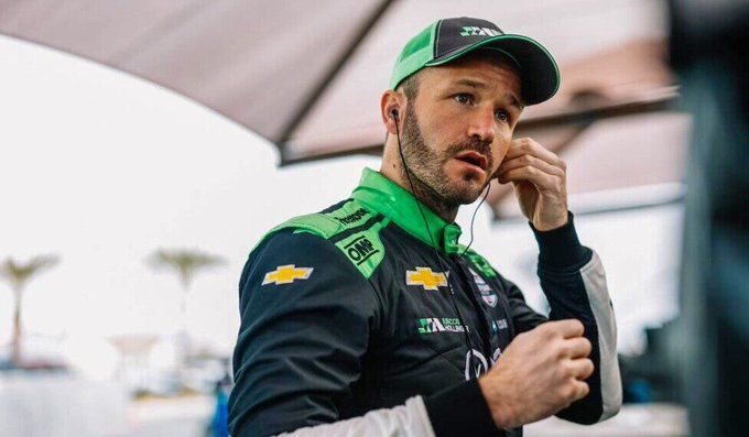 "De esta categoría, impresiona todo" "De esta categoría, impresiona todo"