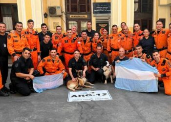 Argentina envía una brigada de 28 efectivos de ayuda humanitaria a Turquía tras el sismo