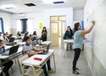 Ciclo lectivo 2023: buscan salvar las inequidades de la pandemia