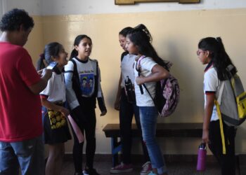 Desde mañana, los docentes se reincorporan a sus puestos