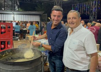 De Loredo busca asegurarse el apoyo de intendentes radicales