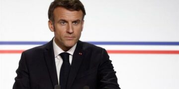Macron puso como requisito indispensable que se respeten los acuerdos ambientales para efectivizarlo