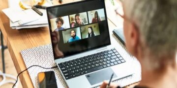 Más de 3.000.000 de empleados buscan sumar otro trabajo más