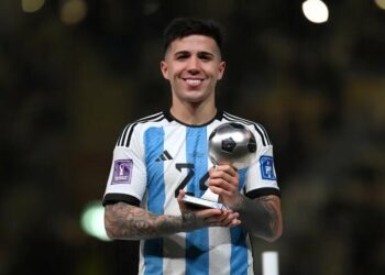 Con un pase récord, Enzo Fernández es el nuevo jugador del Chelsea