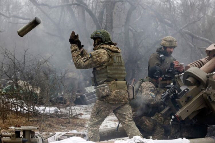 Soldados ucranianos en el frente de la provincia oriental de Lugansk.