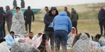 Migrantes mueren luego de naufragar en costas italianas