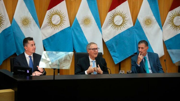Desde la oposición se mostraron críticos con el discurso de Schiaretti