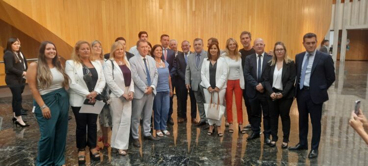 Los máximos referentes locales de JxC asistieron a la apertura de sesiones.