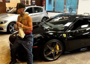 L-Gante se compró una Ferrari negra: la exorbitante cifra que pagó en efectivo