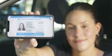 Primera licencia digital en Córdoba: el avance en tramites online fue reconocido internacionalmente