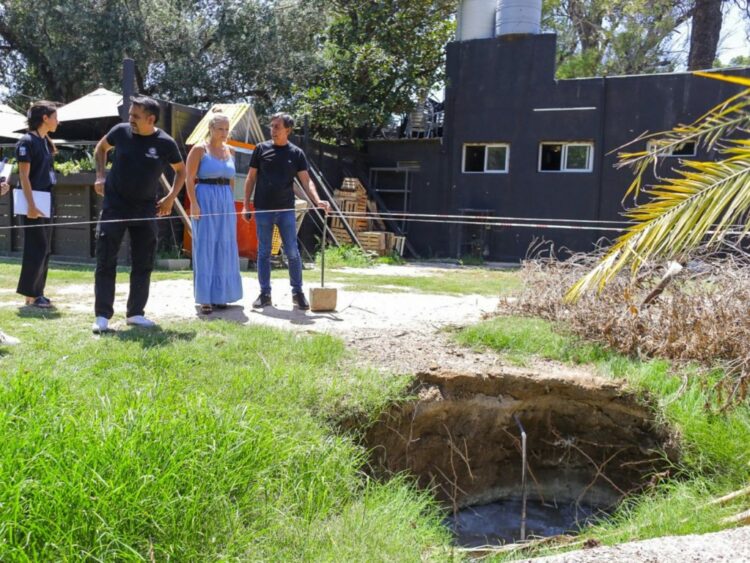 Clausuraron un restaurante que contaminaba el lago con líquidos cloacales