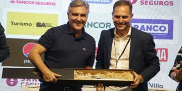 La coalición ampliada que impulsa Llaryora sumará a Gill