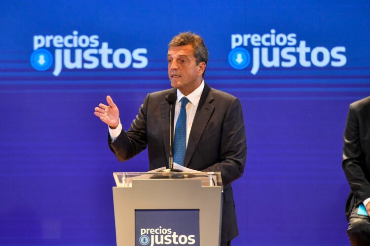 El ministro Massa presentó el nuevo programa en un acto en el CCK.