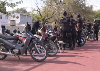 Un megaoperativo en el oeste de la ciudad dejó múltiples detenidos
