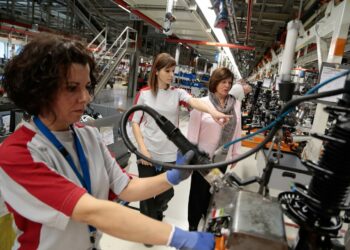 Subió la participación de mujeres asalariadas y supera los porcentajes de la situación prepandemia
