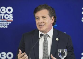 Oficializan la candidatura