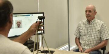 Entregaron la primera licencia de conducir tramitada online