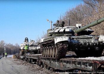 Tanques camino a Ucrania