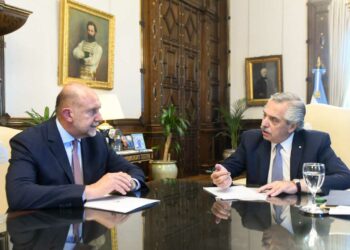 El Gobierno modificó un decreto para atender los pedidos de Perotti y combatir la violencia en Santa Fe