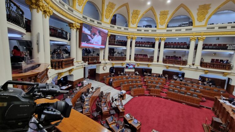 Última oportunidad para adelantar las elecciones a 2023